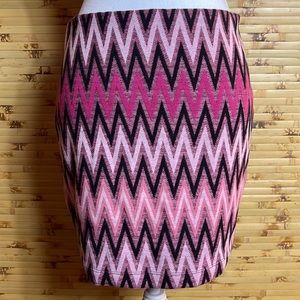 Geometric Mini Skirt